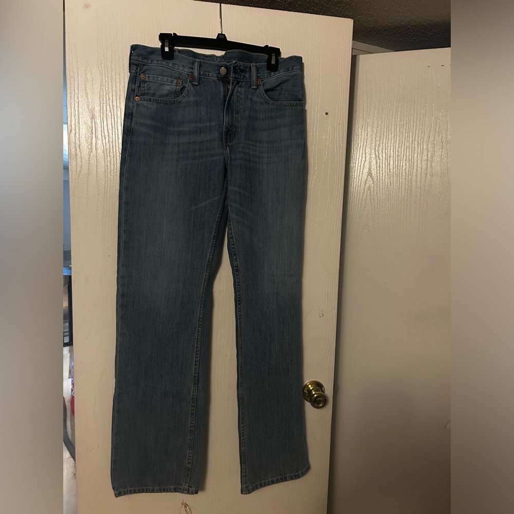Men’s Levi’s 559 relaxed 33x34 Like new!